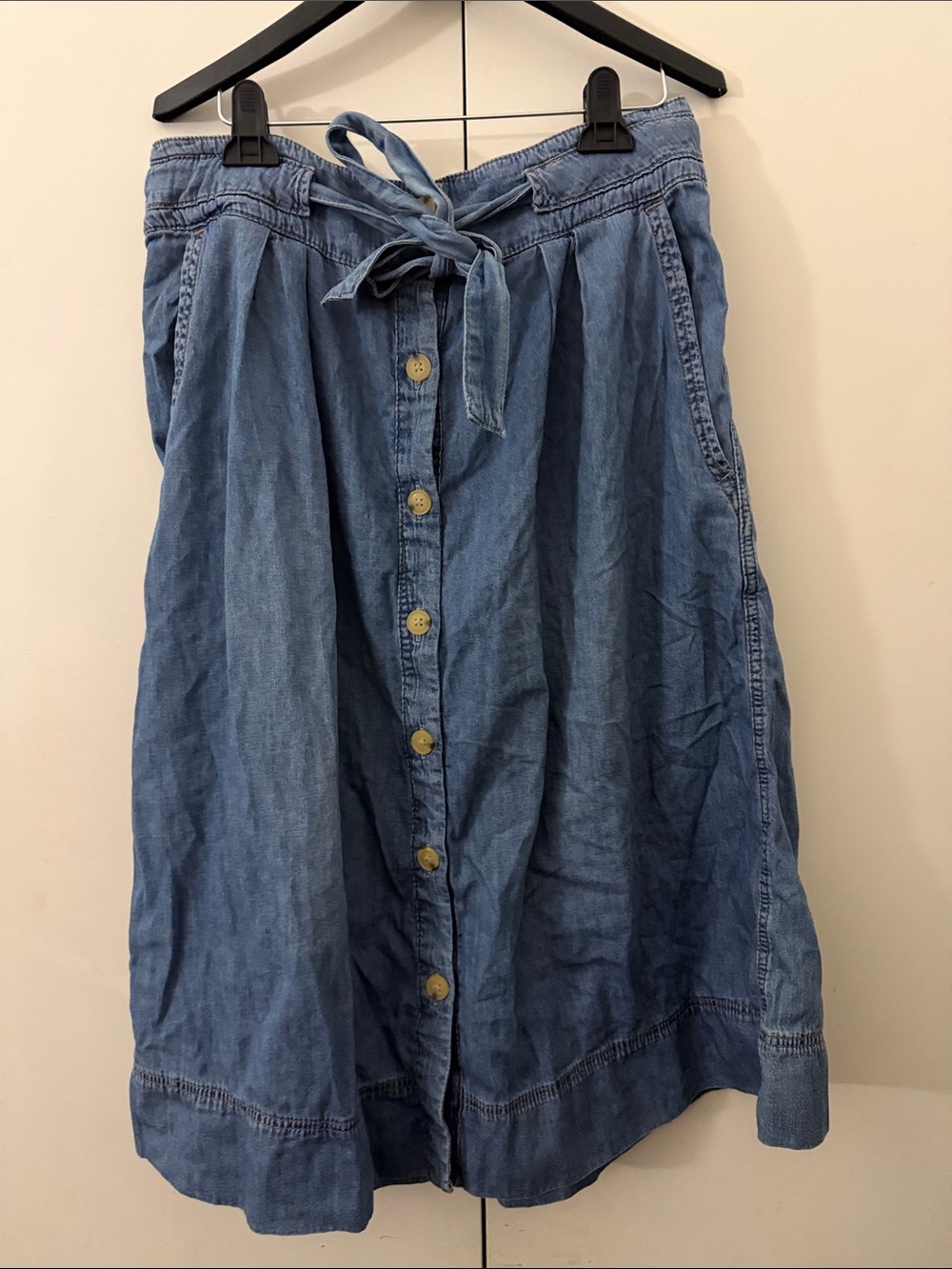 GAP Blue Button-Front Midi Skirt with Waist Tie